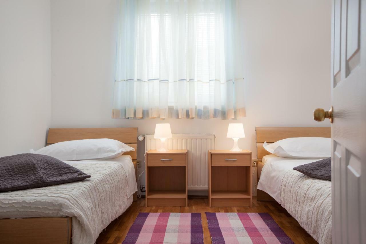 Apartments Ivandic Tučepi Eksteriør bilde