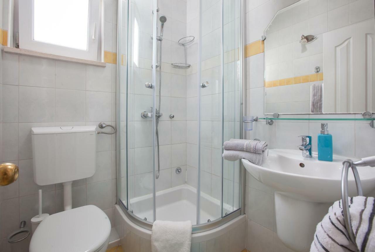 Apartments Ivandic Tučepi Eksteriør bilde